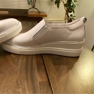 Bonavi Leather slip on platform trainers